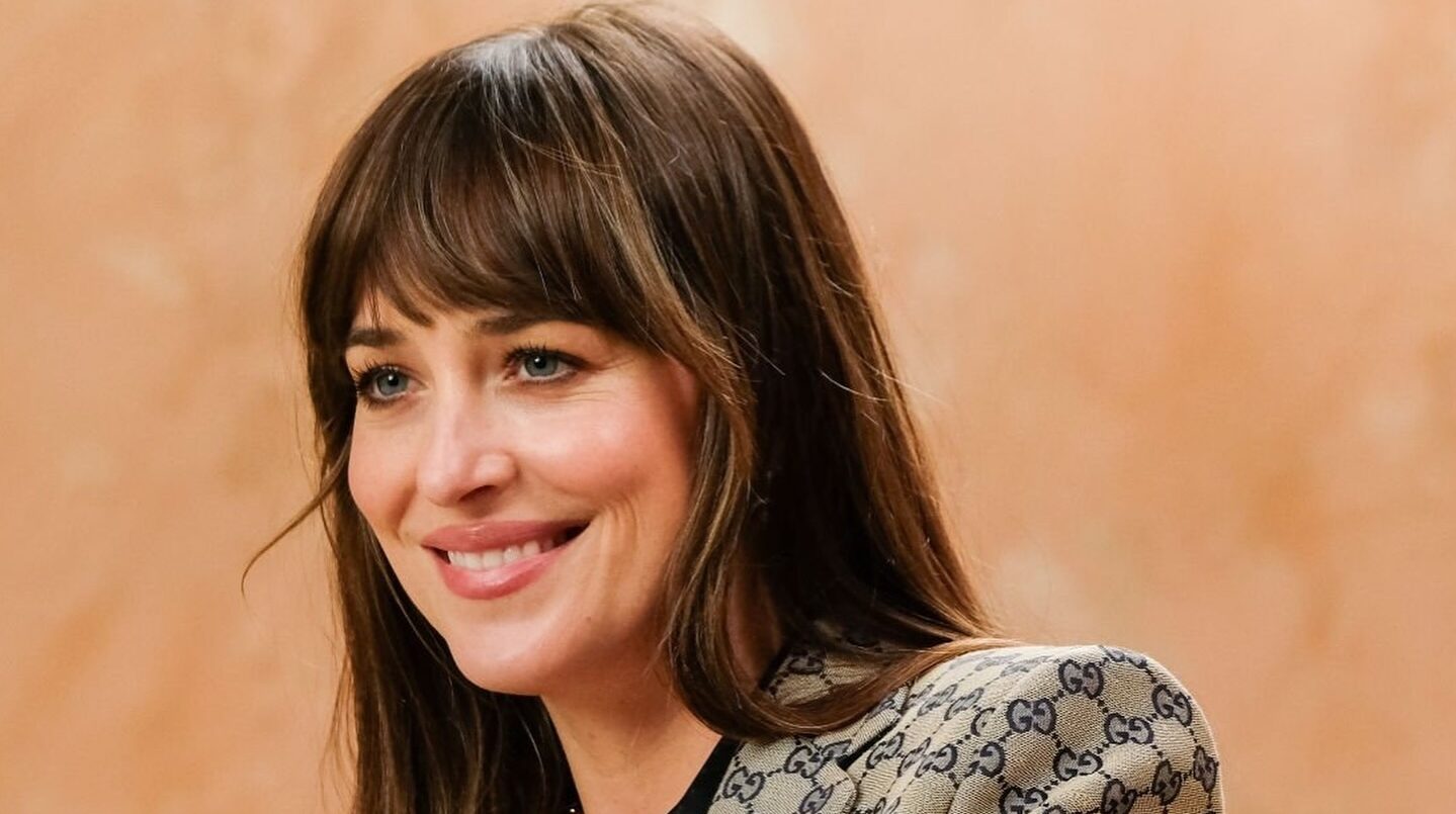 Exploring Dakota Johnson Net Worth of $14 Million in 2024
